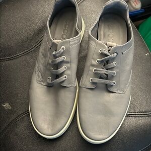 Ecco Men's Gray Leather Sneakers